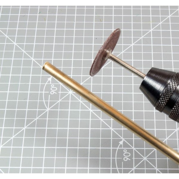 AK Interactive - Brass Rods - 0.7mm (5)