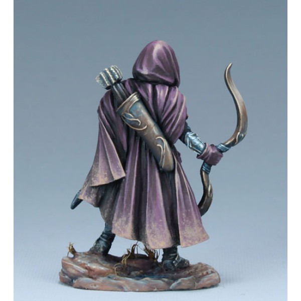 Dark Sword Miniatures - Visions in Fantasy - Female Ranger with Bow (2019)