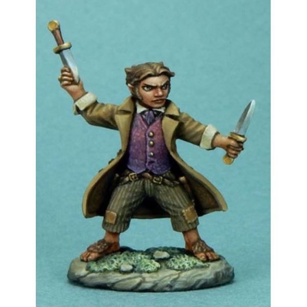 Dark Sword Miniatures - Visions in Fantasy - Halfling Rogue w/ Daggers